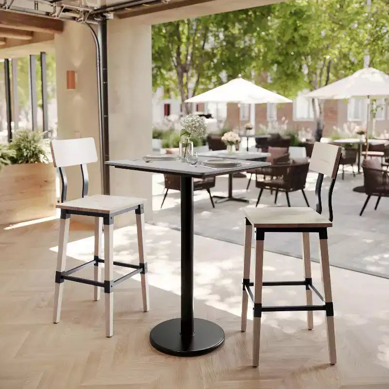 Table Acadia avec technologie HPL et piètement hauteur de bar